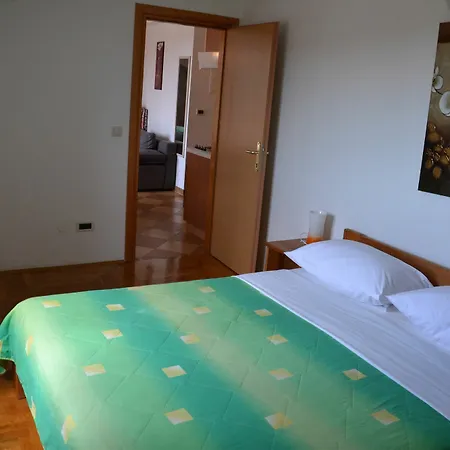 Mary Apartment