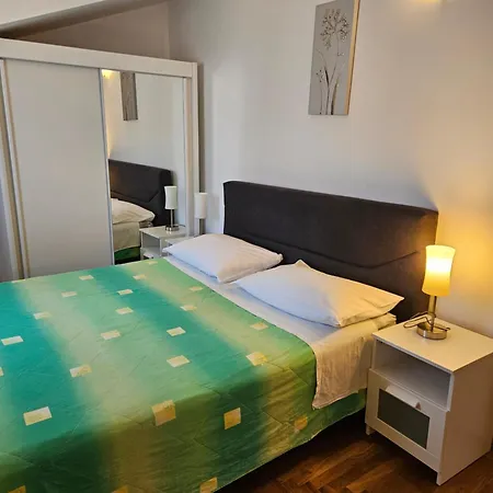 Mary Апартаменты Трогир