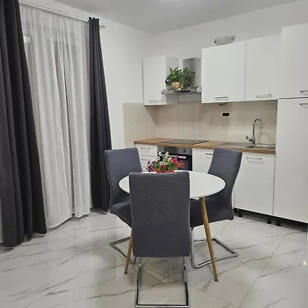 Mary Apartment Trogir