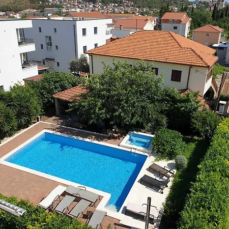 Mary Apartman *