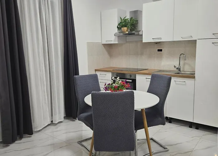 Mary Apartamento Trogir
