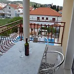 Mary Apartman Trogir